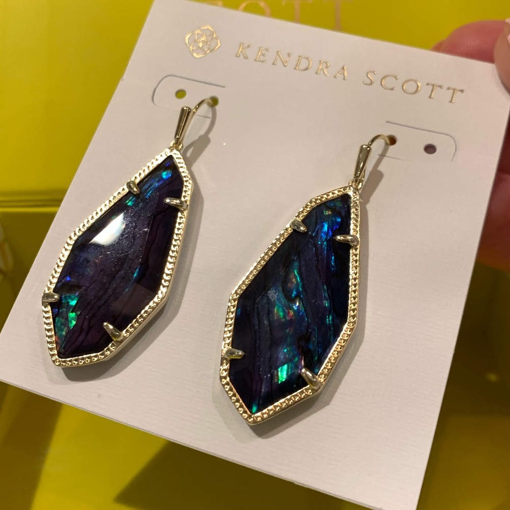 Kendra Scott Muriel gold drop earrings